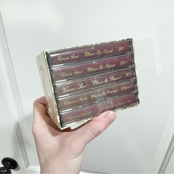 NIP Victoria’s Secret Classics by Request 5 Volume Cassette Tapes - Picture 5 of 6